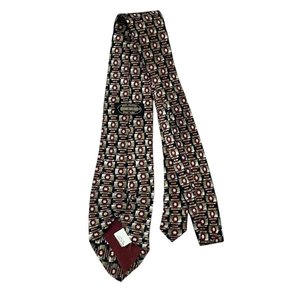 Duomo Milano 100% Silk Handmade Classic Men Patterned Tie in Black and Burgundy